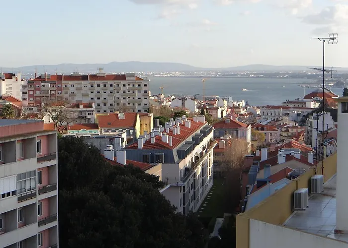 Dome Sao Bento Pensión Lisboa