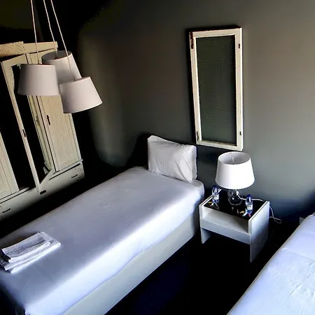 Wallis Sao Bento Guest house Lisbon