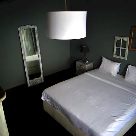 Wallis Sao Bento Guest house